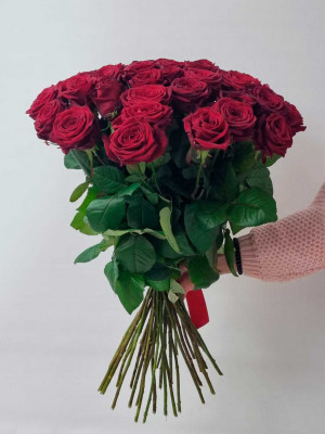 Букет №3М роза Россия Red Naomi 35 шт