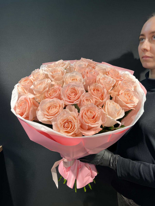 Букет «Роза «Саида» 25 шт» в оформлении